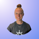 (Fitness and Nutrition Coach) Hayley Ashby