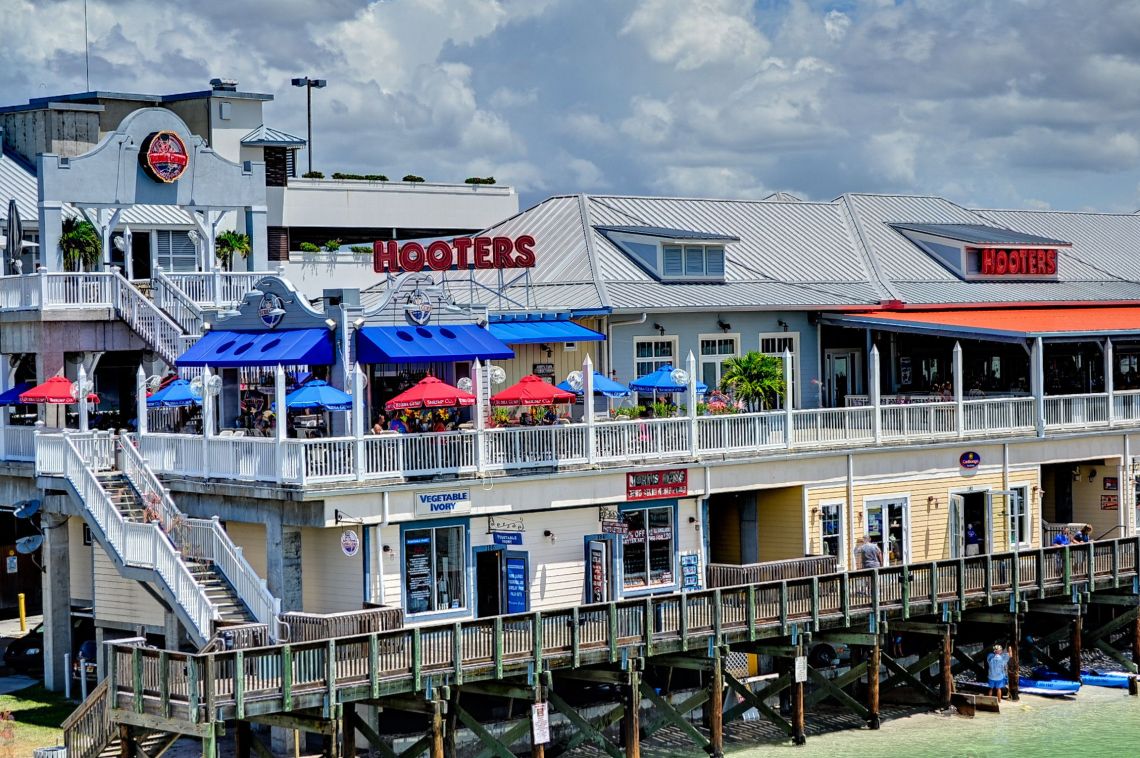 NIA Mixer at Hooters - John's Pass, Madeira Beach