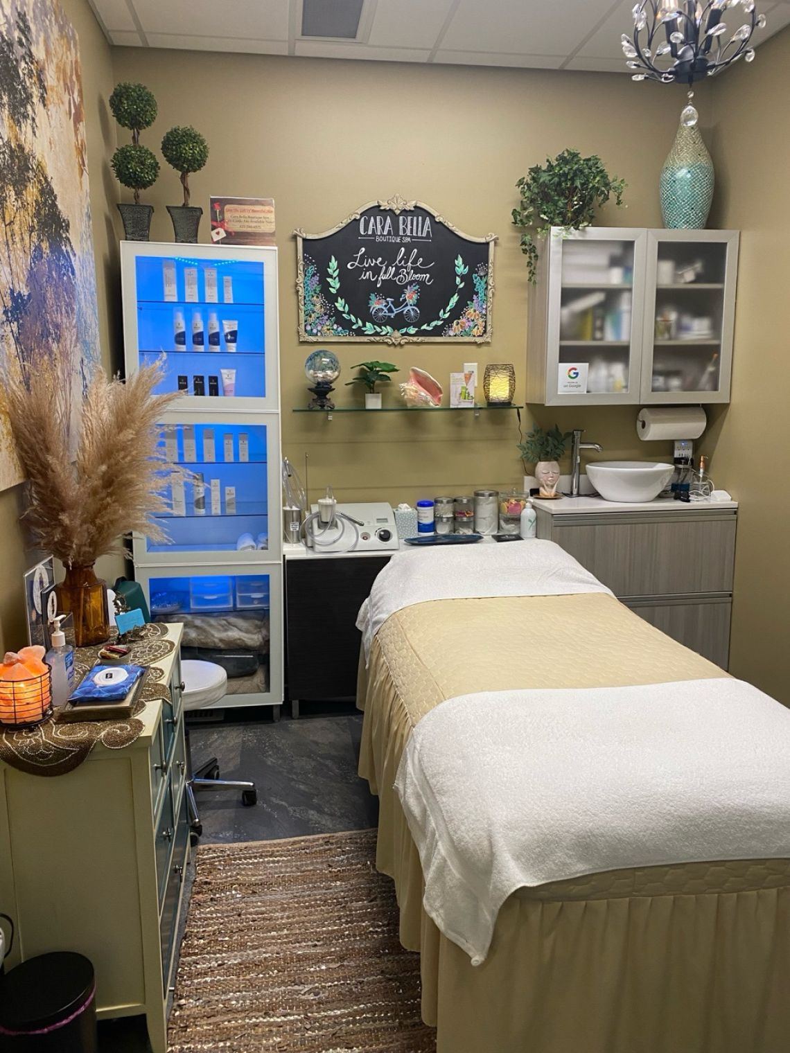 (Esthetician Skincare & Waxing) Jeana Clark